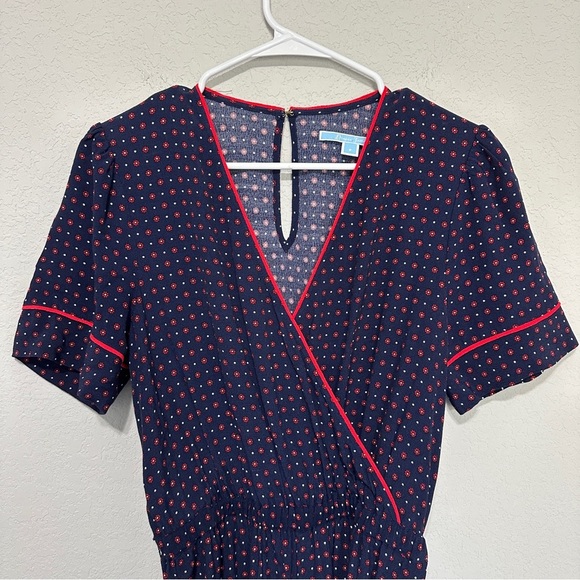 Draper James Full Length Jumpsuit Size Small Waist Tie Short Sleeve Navy Floral - Picture 5 of 15